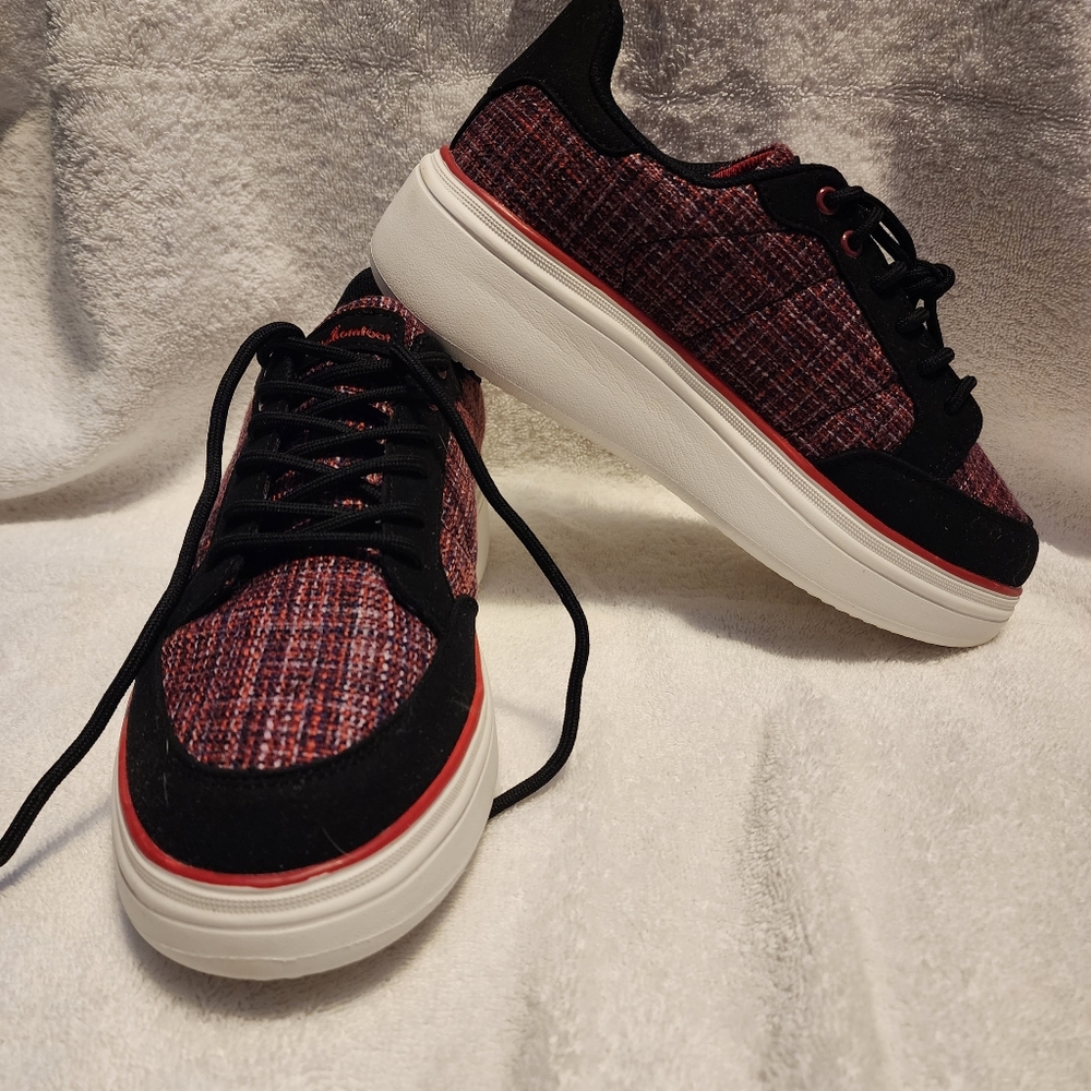 OrthoComfoot Shoes